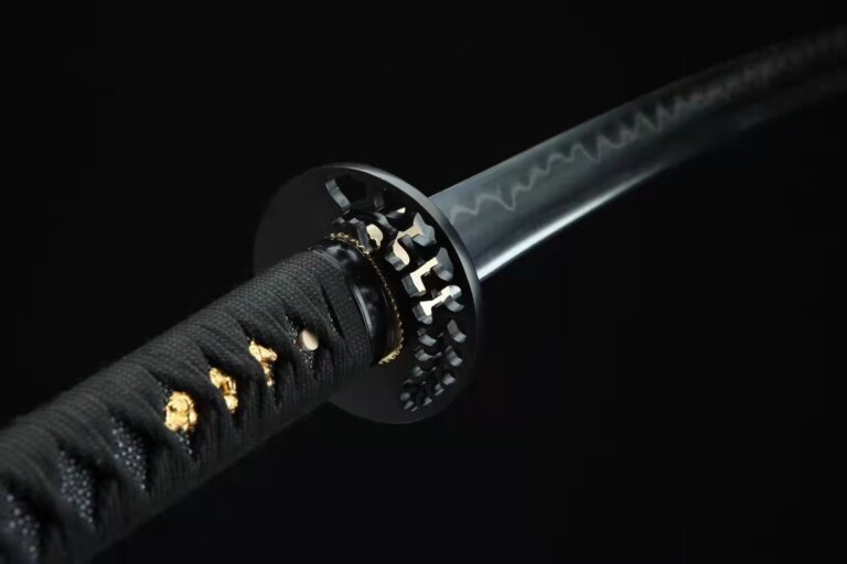 Katana Toyoake (aço carbono 1060 e Hamon genuíno)
